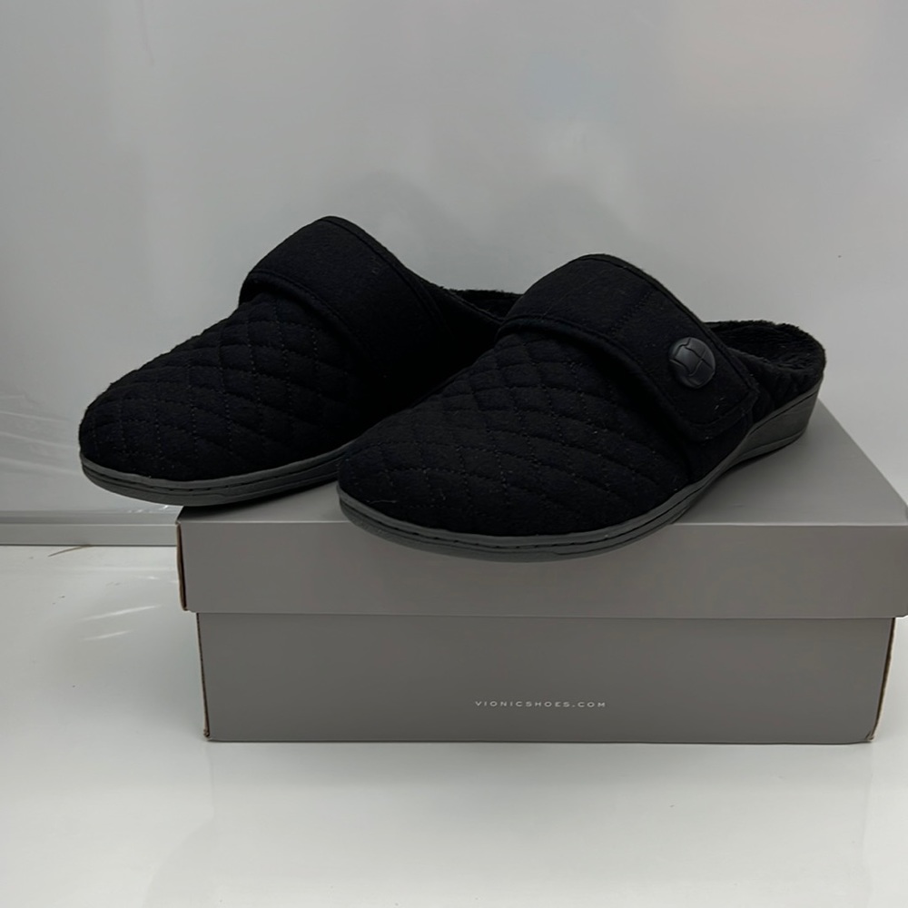 Vionic Carlin Slipper